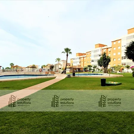 Estudio - Piscina Y Playa- Cercano A Estacion De Tren- Perfecta Ubicacion